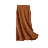 Gonna da donna in cashmere a linea A. Gonna in maglione lavorato a maglia di cashmere di lunghezza midi