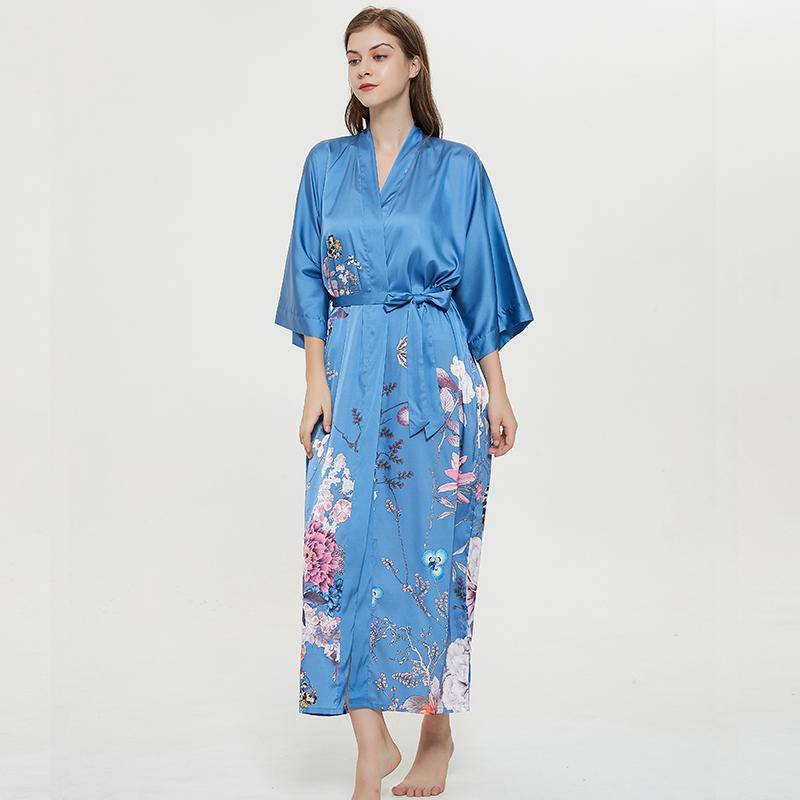 Women's Blossoms And Butterflies Floral Print Silk Kimono