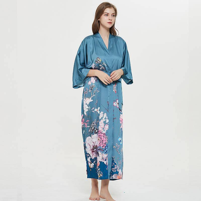 Women's Blossoms And Butterflies Floral Print Silk Kimono