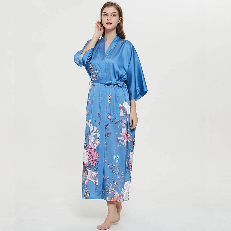 Women's Blossoms And Butterflies Floral Print Silk Kimono