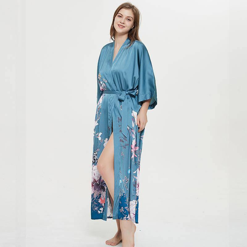 Women's Blossoms And Butterflies Floral Print Silk Kimono