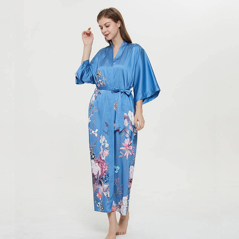 Women's Blossoms And Butterflies Floral Print Silk Kimono