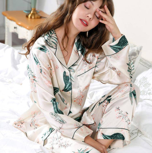 How Often Should You Wash Your Silk Pajamas - slipintosoft