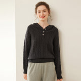 Maglione Henley in cashmere con cappuccio in cashmere lavorato a trecce da donna